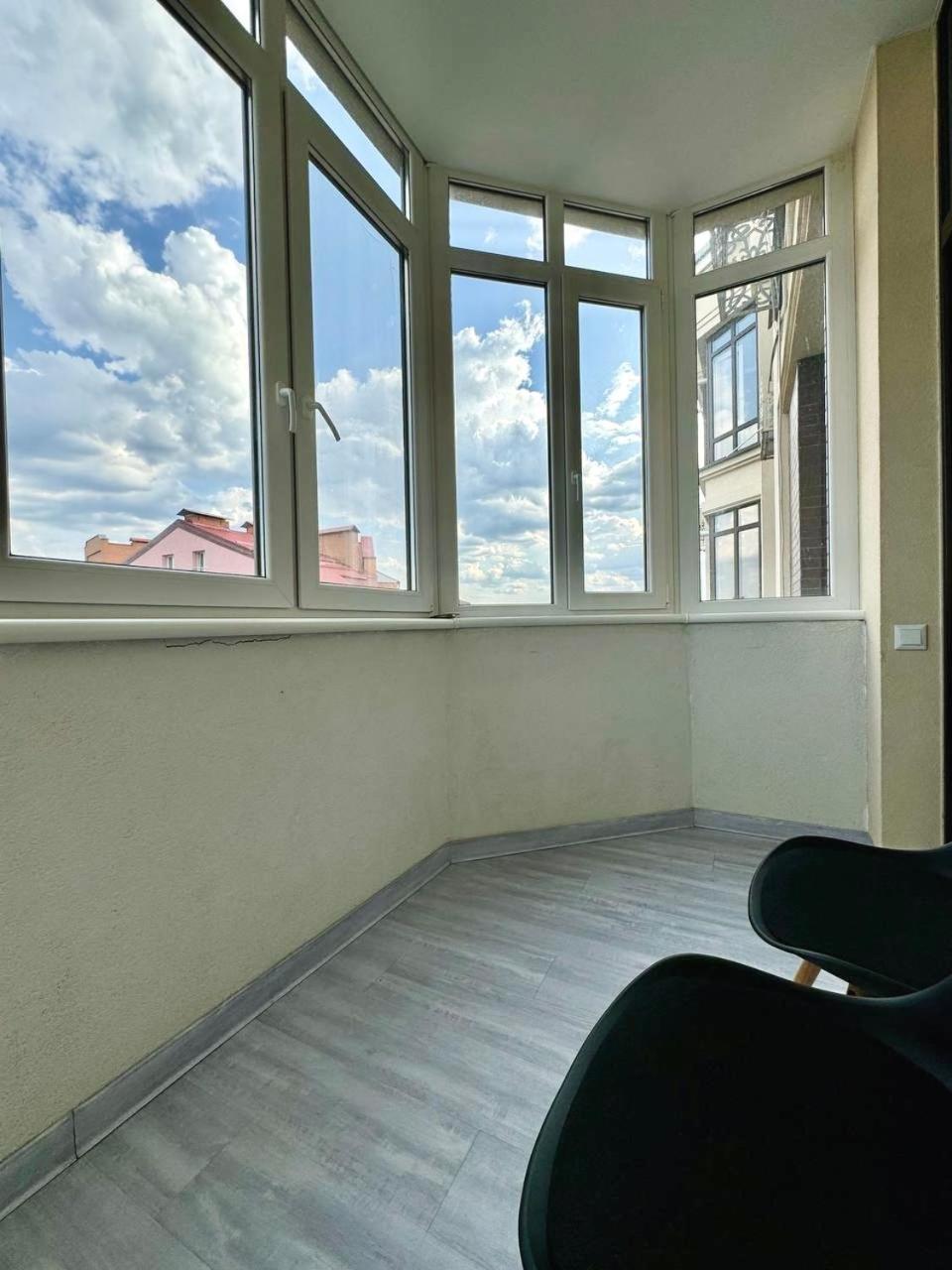 Apartpoltava Жк "Пилипа Орлика,26" Business Апартаменти З Неймовірною Панорамою - Led Дзеркало -Тропічний Душ Exteriör bild